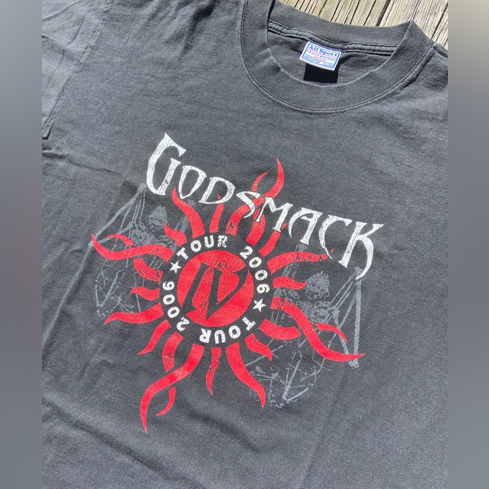 VTG ‘06 Godsmack Tour Band Shirt Size XL
